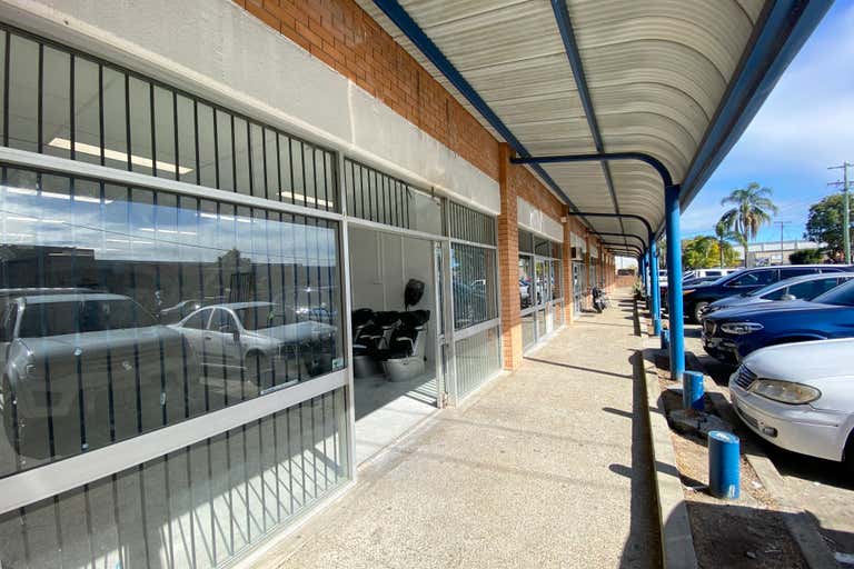 1/18 Central Court Hillcrest QLD 4118 - Image 2