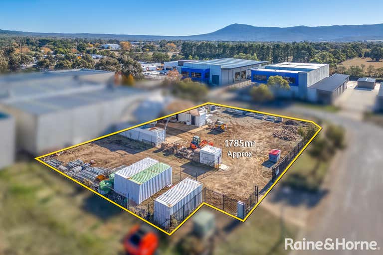 14 Meek Street New Gisborne VIC 3438 - Image 2