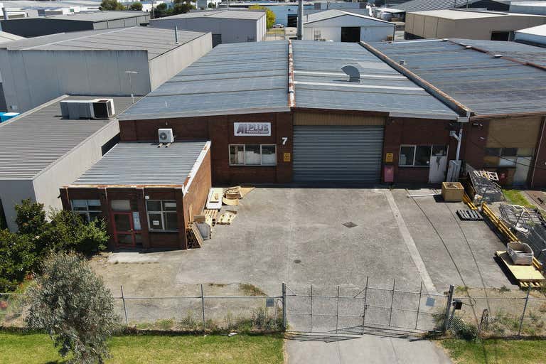 7 Lanyon Street Dandenong South VIC 3175 - Image 1