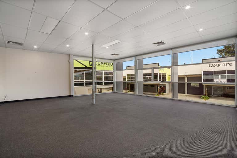 3/41 Lavarack Avenue Eagle Farm QLD 4009 - Image 2