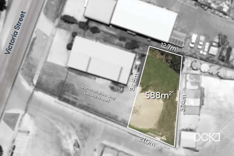 Rear/125 Victoria Street Eaglehawk VIC 3556 - Image 1