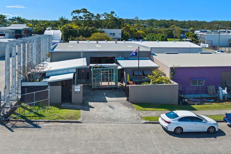 2/8 Daniel Street Caloundra West QLD 4551 - Image 1