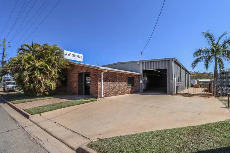 19 Commercial Rd Mount Isa QLD 4825 - Image 1