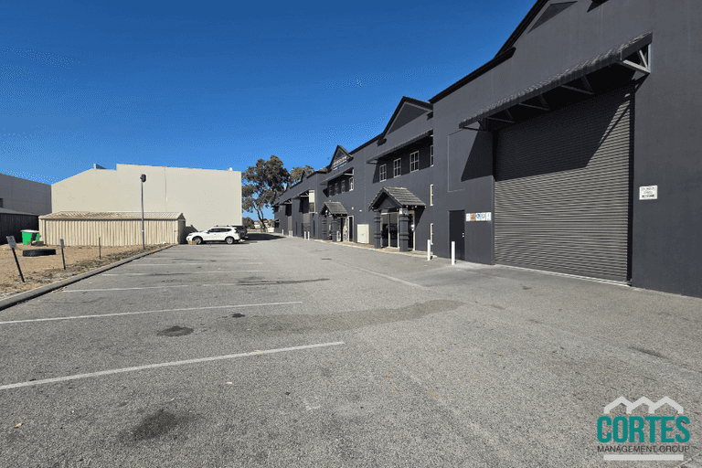 7/2 Tulloch Way Canning Vale WA 6155 - Image 2