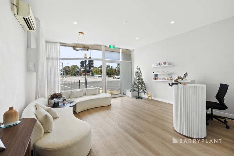 106  Grimshaw Street Greensborough VIC 3088 - Image 2