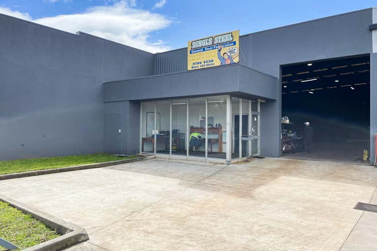 1/30 Superior Drive Dandenong VIC 3175 - Image 2