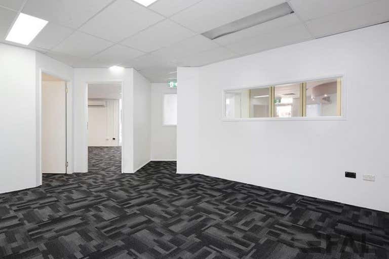 Suite  5, 128 Evans Road Salisbury QLD 4107 - Image 2