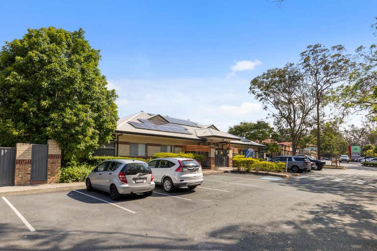 16 Carnarvon Close Forest Lake QLD 4078 - Image 1