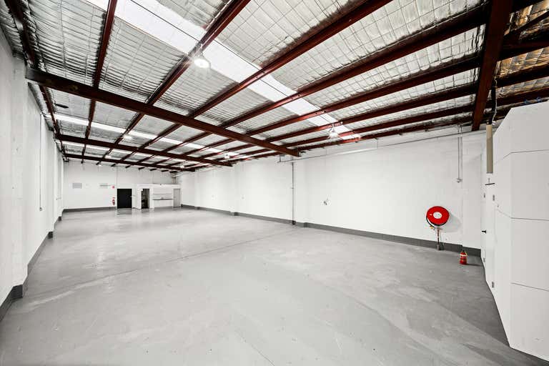 2/60 Barry Street Bayswater VIC 3153 - Image 1