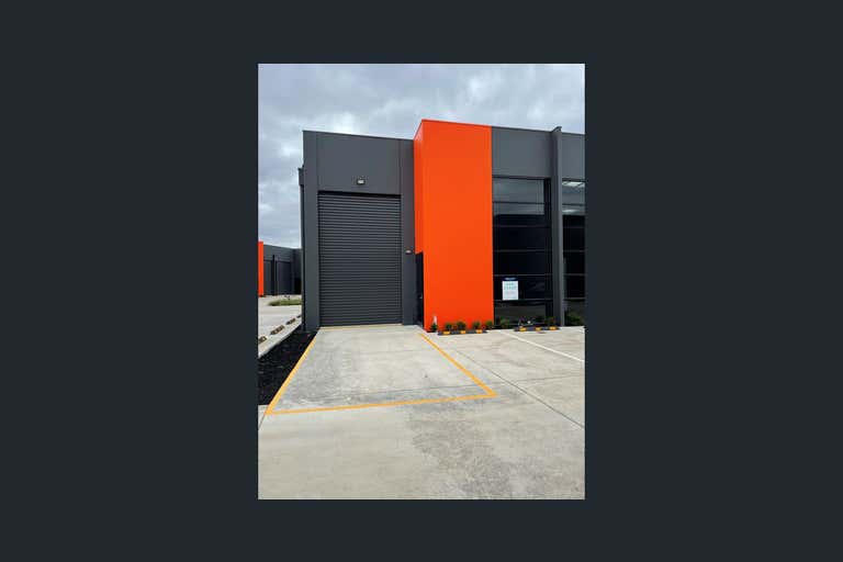 31/7 Seaside Parade North Shore VIC 3214 - Image 1