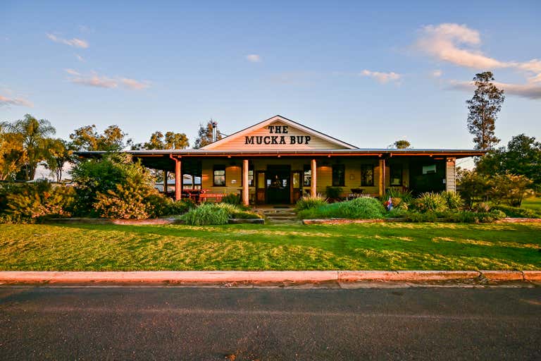 THE MUCKA PUB, 09 WARREGO HIGHWAY Muckadilla QLD 4461 - Image 1