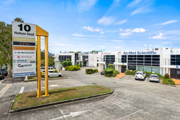 8/10 Hudson Road Albion QLD 4010 - Image 2