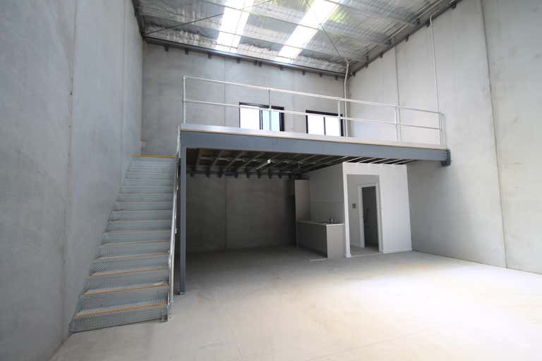 16 Greenstone Place Sunshine North VIC 3020 - Image 2