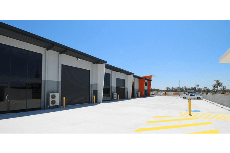 2/2 Aliciajay Circuit Yatala QLD 4207 - Image 1