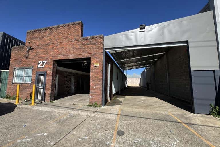 27 Hollywood Drive Lansvale NSW 2166 - Image 1