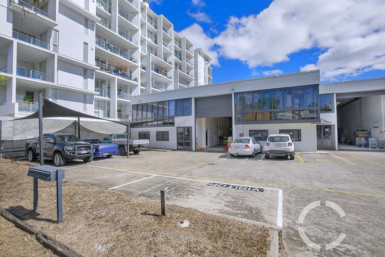 3/18 Bank Street West End QLD 4101 - Image 2