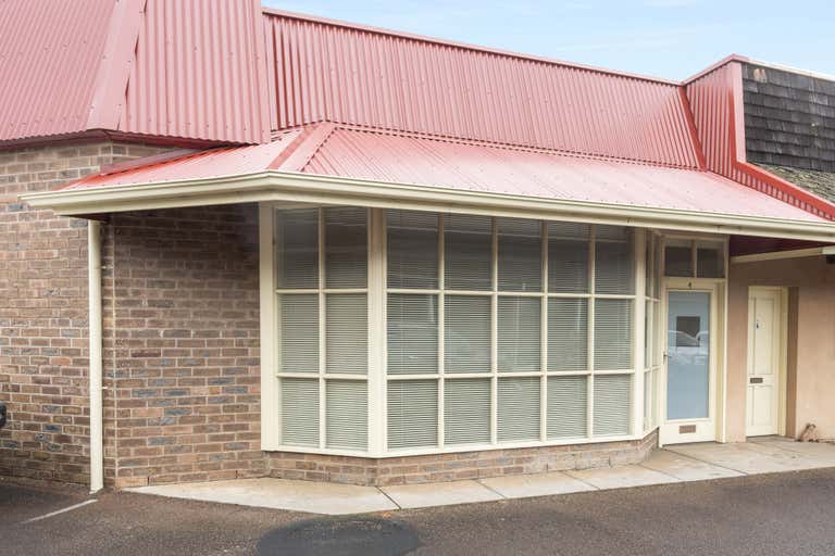 Shop 4, 8 Helen Street Mount Gambier SA 5290 - Image 1