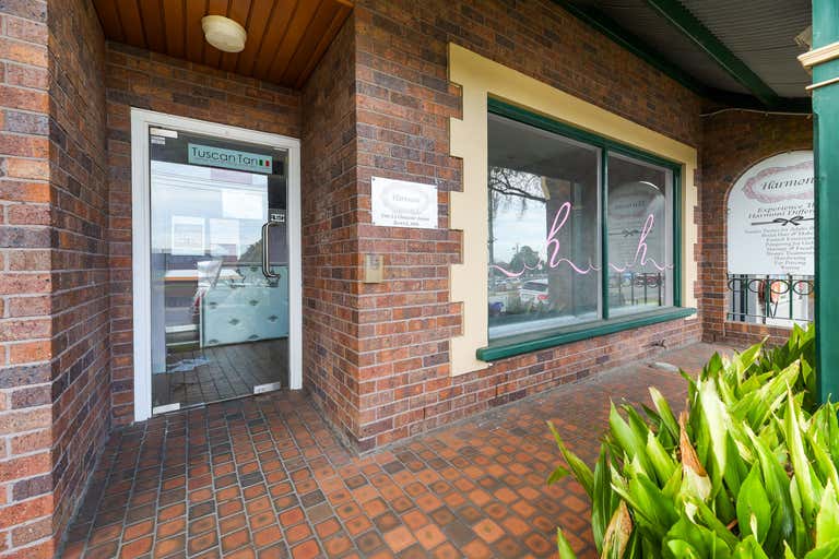 Suite  3, 5 Gloucester Avenue Berwick VIC 3806 - Image 2