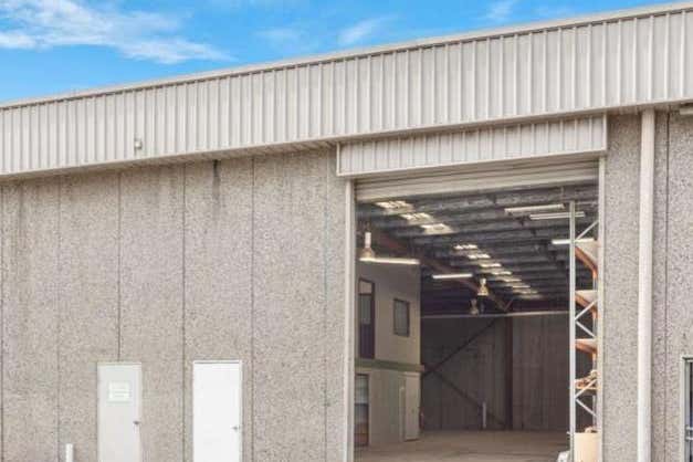 Unit 2, 21-23 Elizabeth Street Campsie NSW 2194 - Image 1