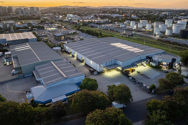 2/7 Eagleview Place Eagle Farm QLD 4009 - Image 1