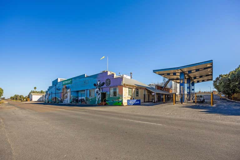 2571 Jervois Road Jervois SA 5259 - Image 1