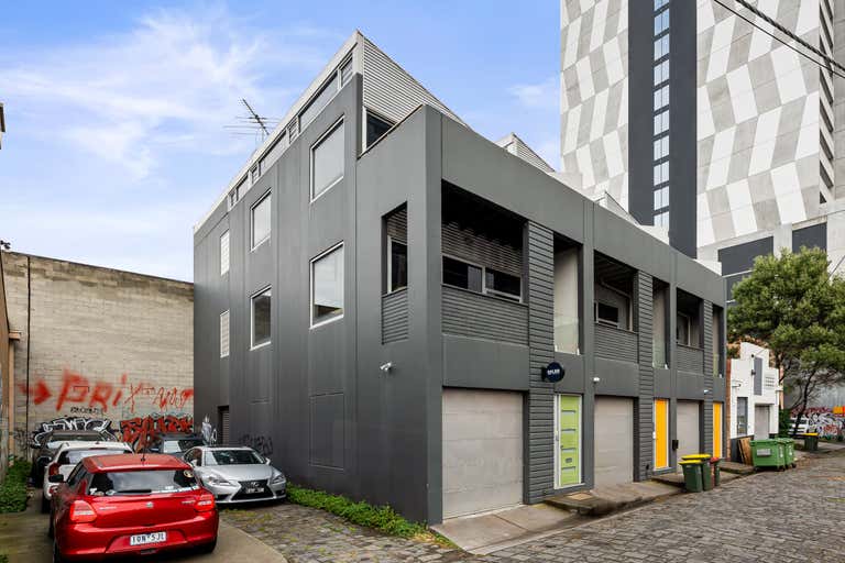 1/12 Gladstone Place South Melbourne VIC 3205 - Image 1