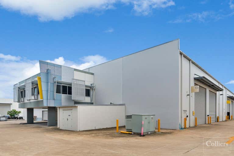 15/547 Woolcock Street Mount Louisa QLD 4814 - Image 1