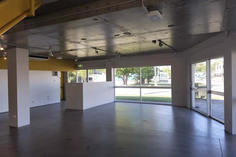 Unit 1&2/120 Anderson Street Manunda QLD 4870 - Image 2