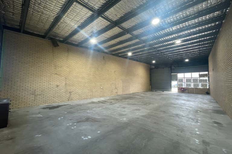 11/28 Bangor Street Archerfield QLD 4108 - Image 2