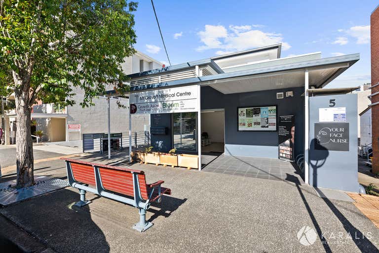 1/5 Selborne Street Mount Gravatt East QLD 4122 - Image 1