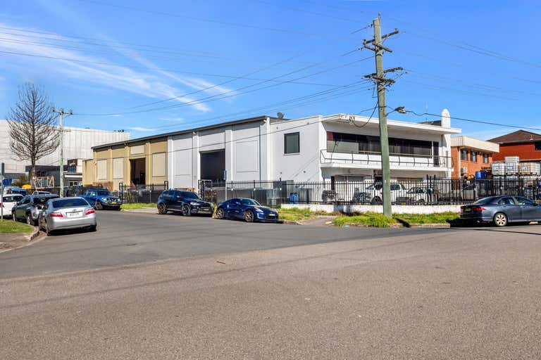 10 Kelso Crescent Moorebank NSW 2170 - Image 1