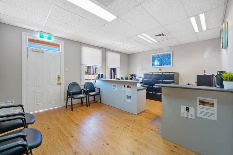 6/1 Iolanthe Street Campbelltown NSW 2560 - Image 2