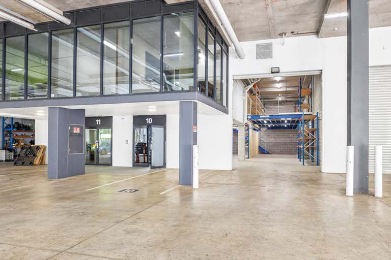 10/5-7 Inglewood Place Norwest NSW 2153 - Image 2