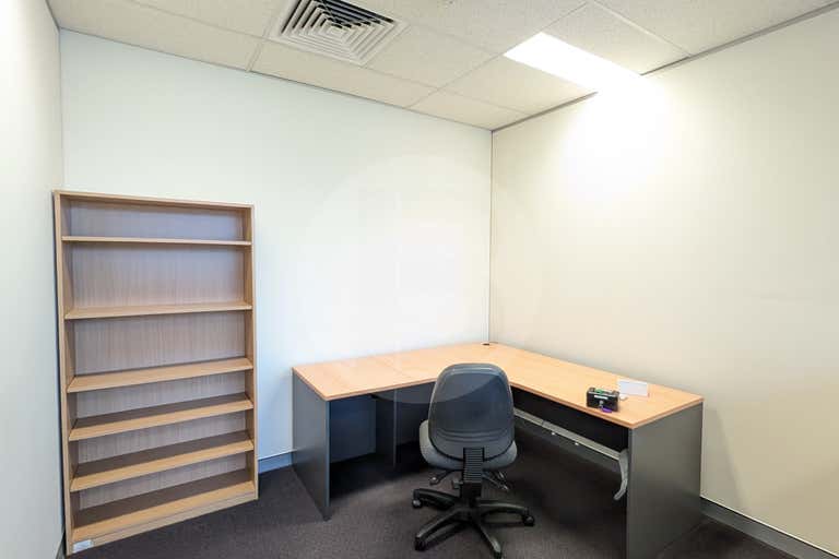 Office 5, 10 BODEN ROAD Seven Hills NSW 2147 - Image 2