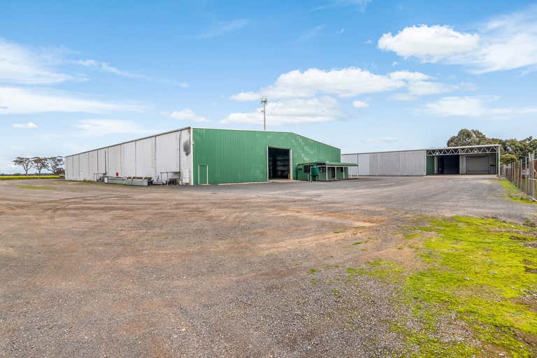 21 & 23 Industrial Crescent Nagambie VIC 3608 - Image 2