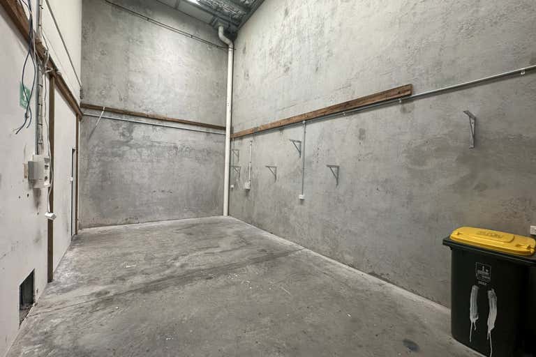 11/96 Gardens Drive Willawong QLD 4110 - Image 2