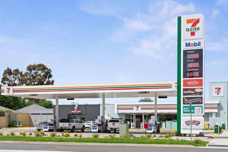 7-Eleven & Smokin Joe’s, 18-20 Bridge Street West Benalla VIC 3672 - Image 2