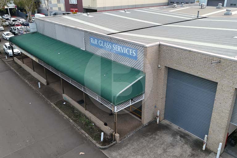 4/27-29 VICTORIA STREET Smithfield NSW 2164 - Image 2