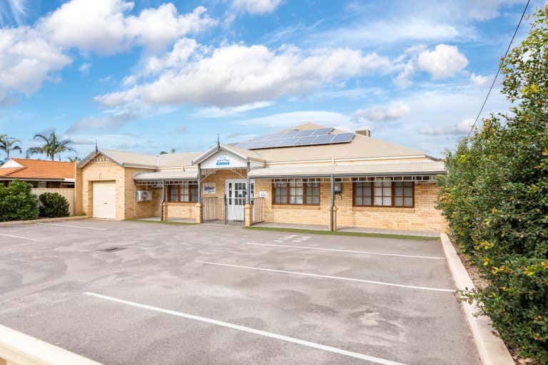 236 Fourth Street Wonthella WA 6530 - Image 1