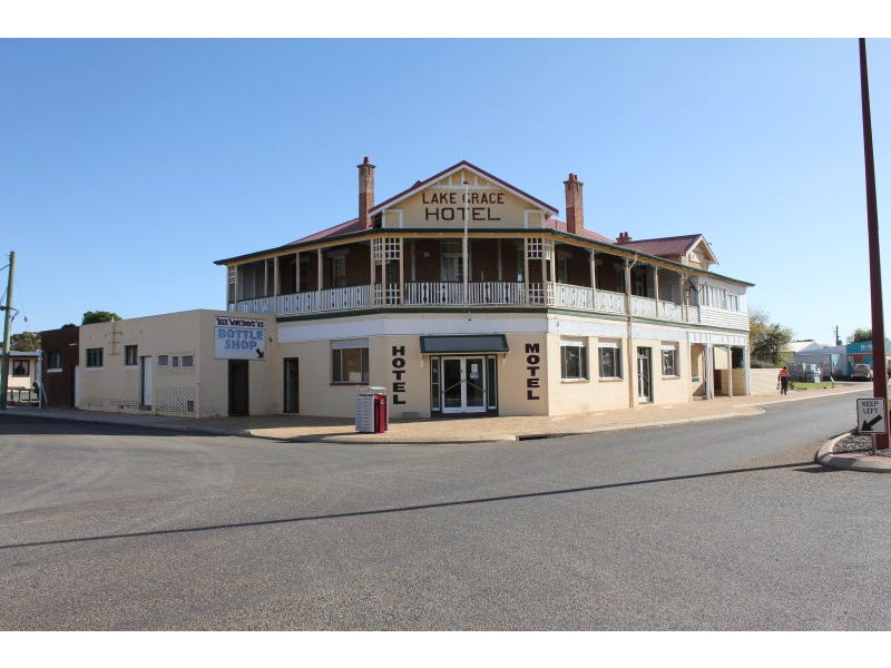 Lake Grace Hotel / Motel, 16 Stubbs Street, Lake Grace, WA 6353 ...