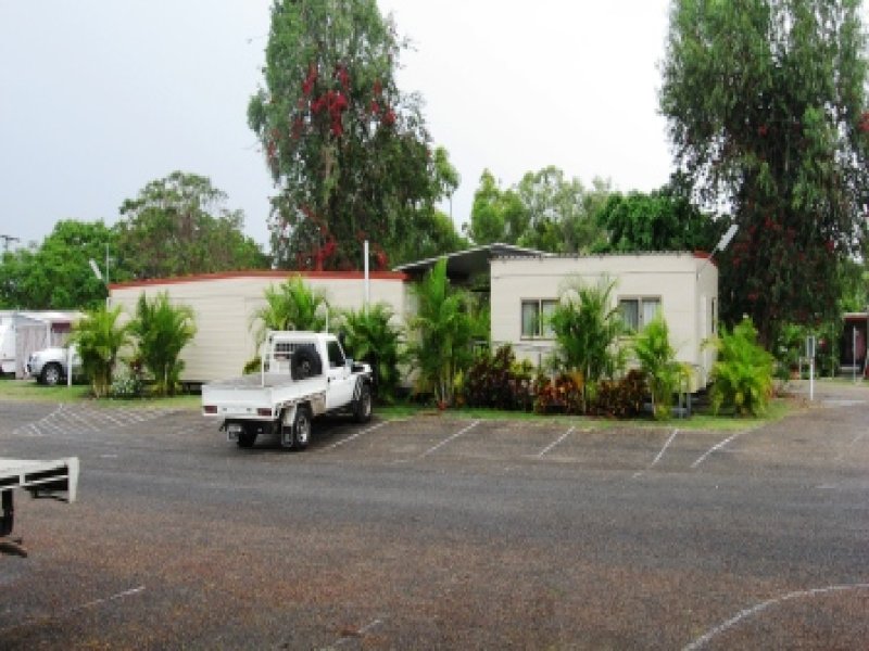 4 Doonan Street, Collinsville, Qld 4804 SOLD Hotel/Leisure Property